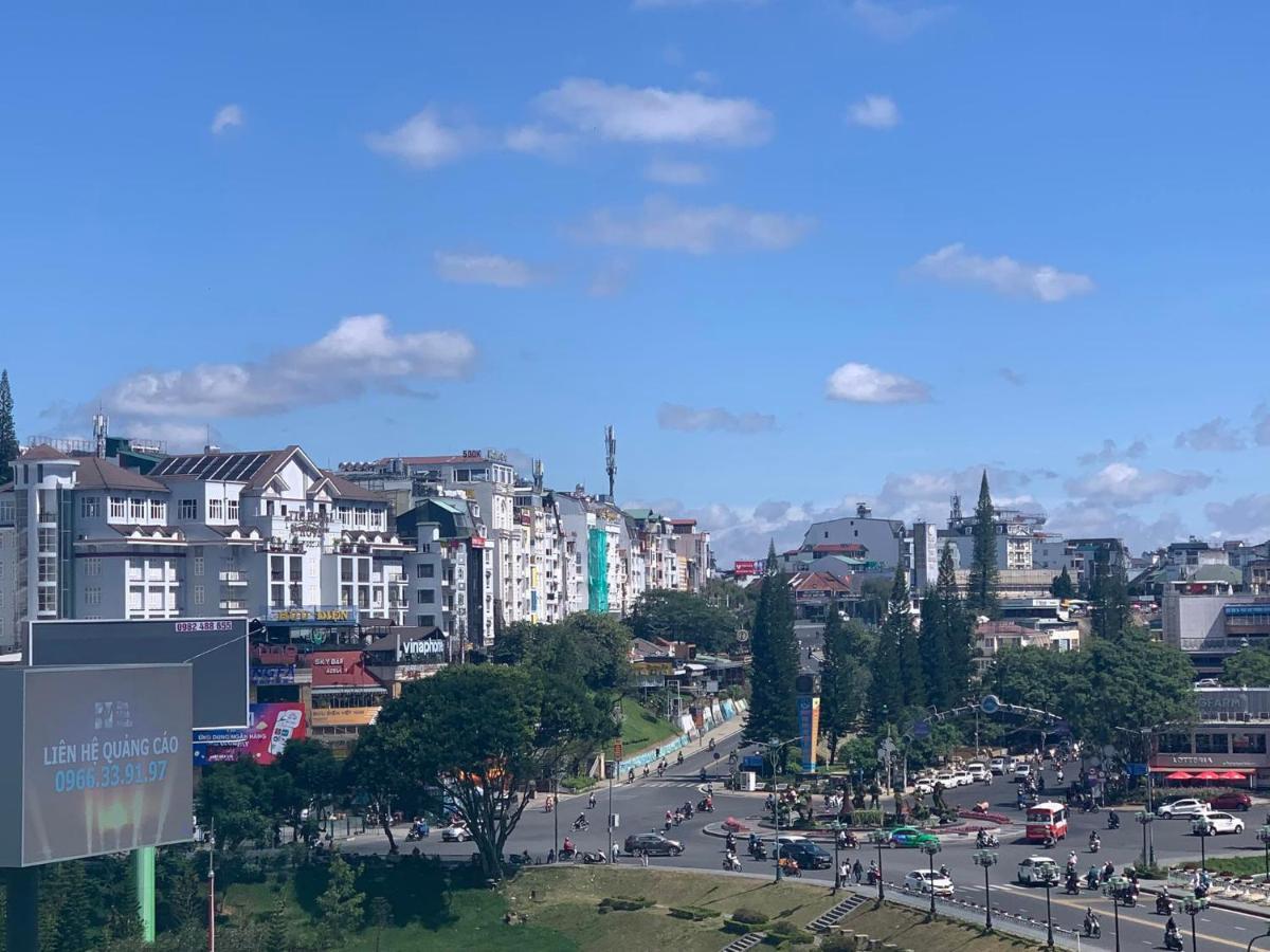 Gold Dream Hotel Dalat Bagian luar foto
